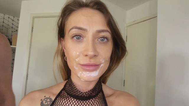 Got Cum all of my Neighbours Sexy Face! HOT MILF Drains Cock ????